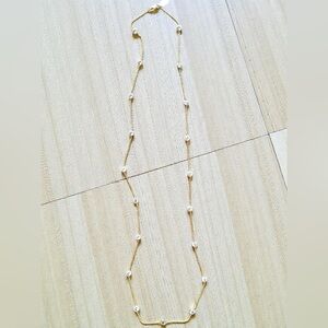 Elegant Gold Necklace with Crystal Accents